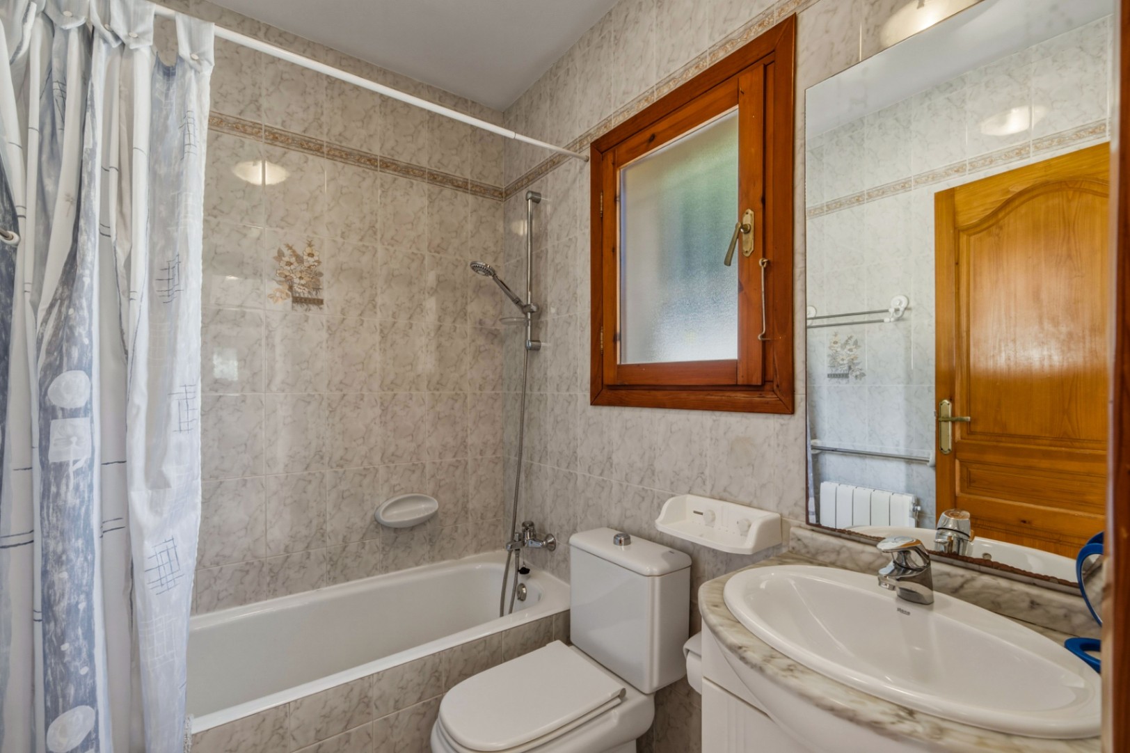 Villa exclusiva con piscina climatizada y vistas panorámicas al Peñón de Ifach en La Empedrola – Calpe
