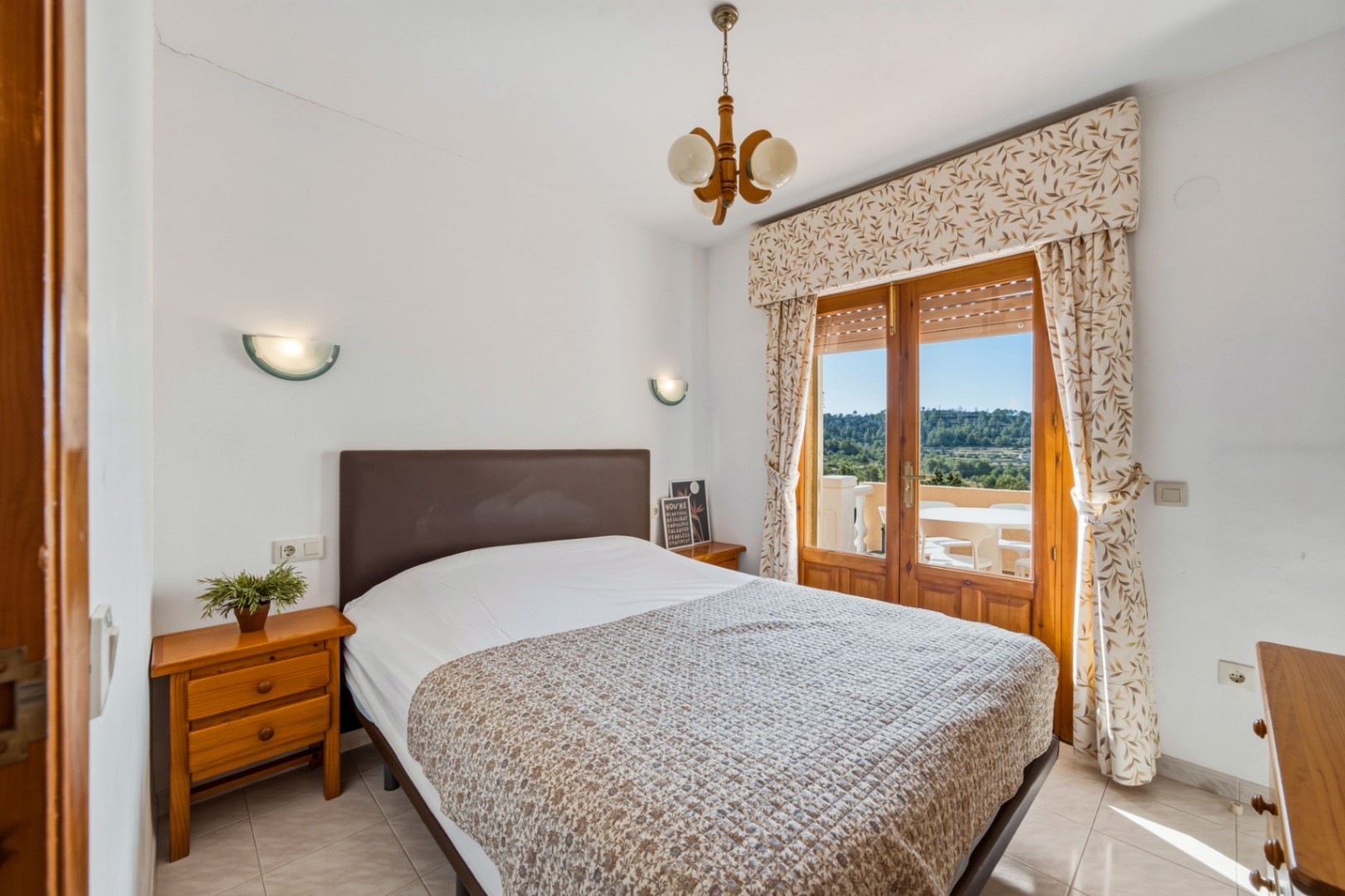 Villa exclusiva con piscina climatizada y vistas panorámicas al Peñón de Ifach en La Empedrola – Calpe