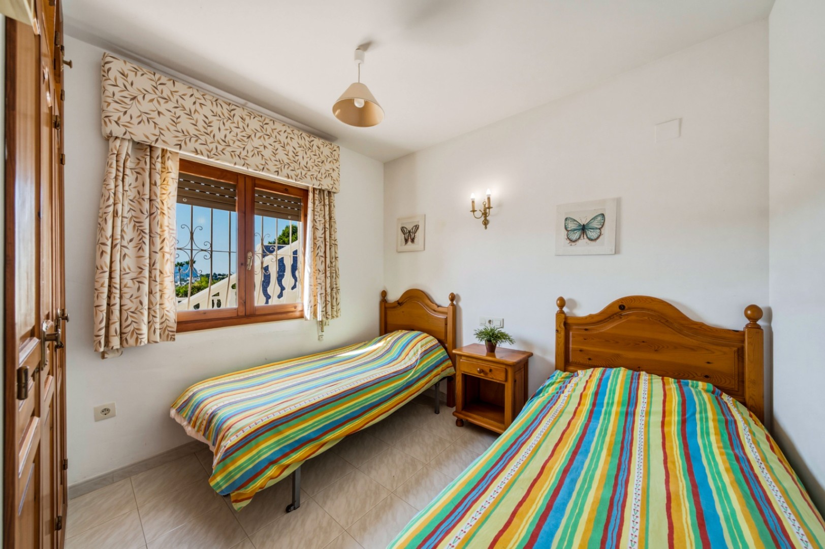 Villa exclusiva con piscina climatizada y vistas panorámicas al Peñón de Ifach en La Empedrola – Calpe