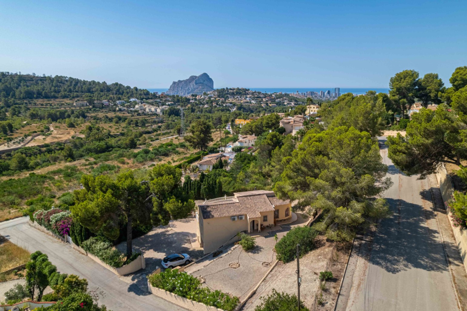 Exklusive Villa mit beheiztem Pool und Panoramablick auf den Peñón de Ifach in La Empedrola – Calpe