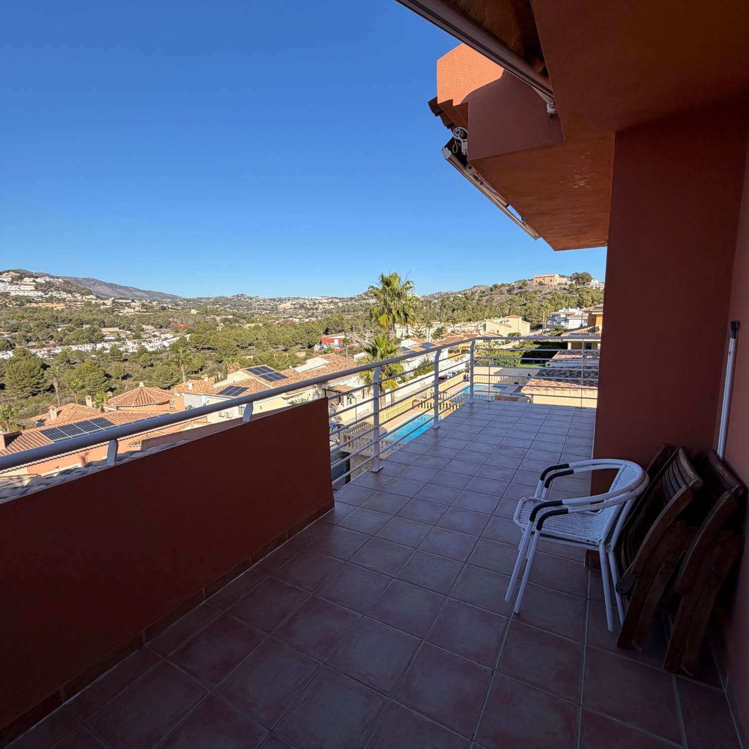Villa con vistas abiertas a zonas verdes