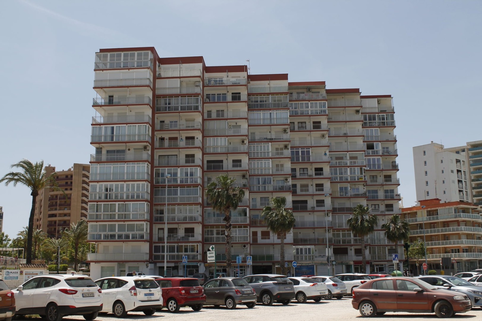 Apartment in front of the salt flats of Calpe